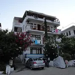 فندق مبيت وإفطار Meltem كاس