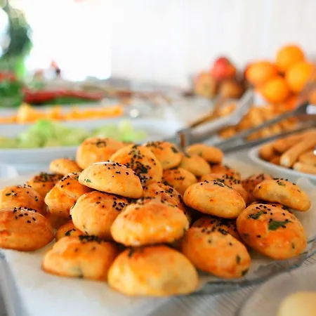 Meltem Bed & Breakfast 4*
