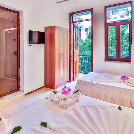 Meltem Bed & Breakfast 4*