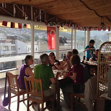 住宿加早餐酒店 Meltem 卡斯